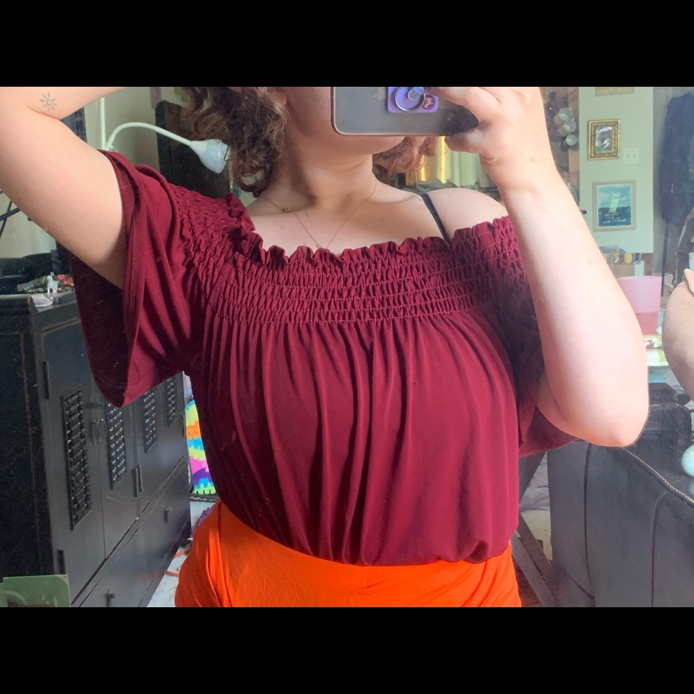 Flowy boho maroon blouse